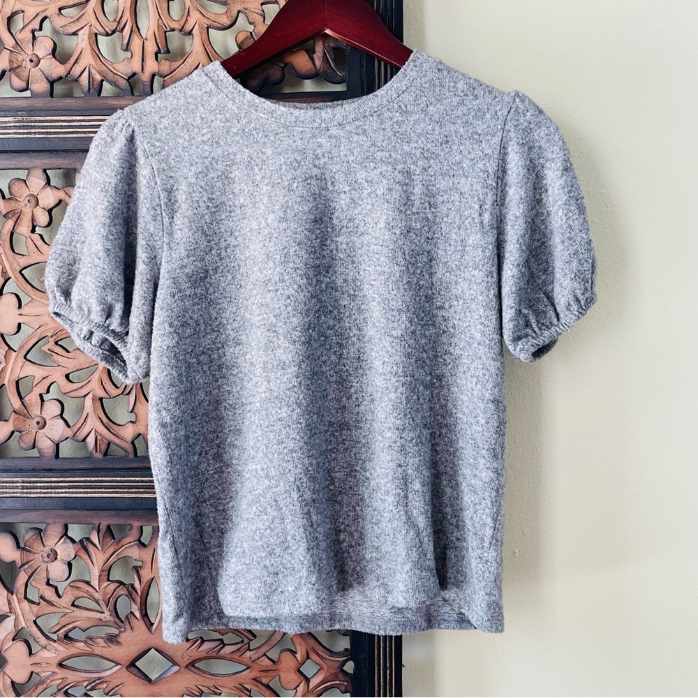 ZARA Women’s Sweater Short Puff Sleeve Lightweight Extra Soft Sz L